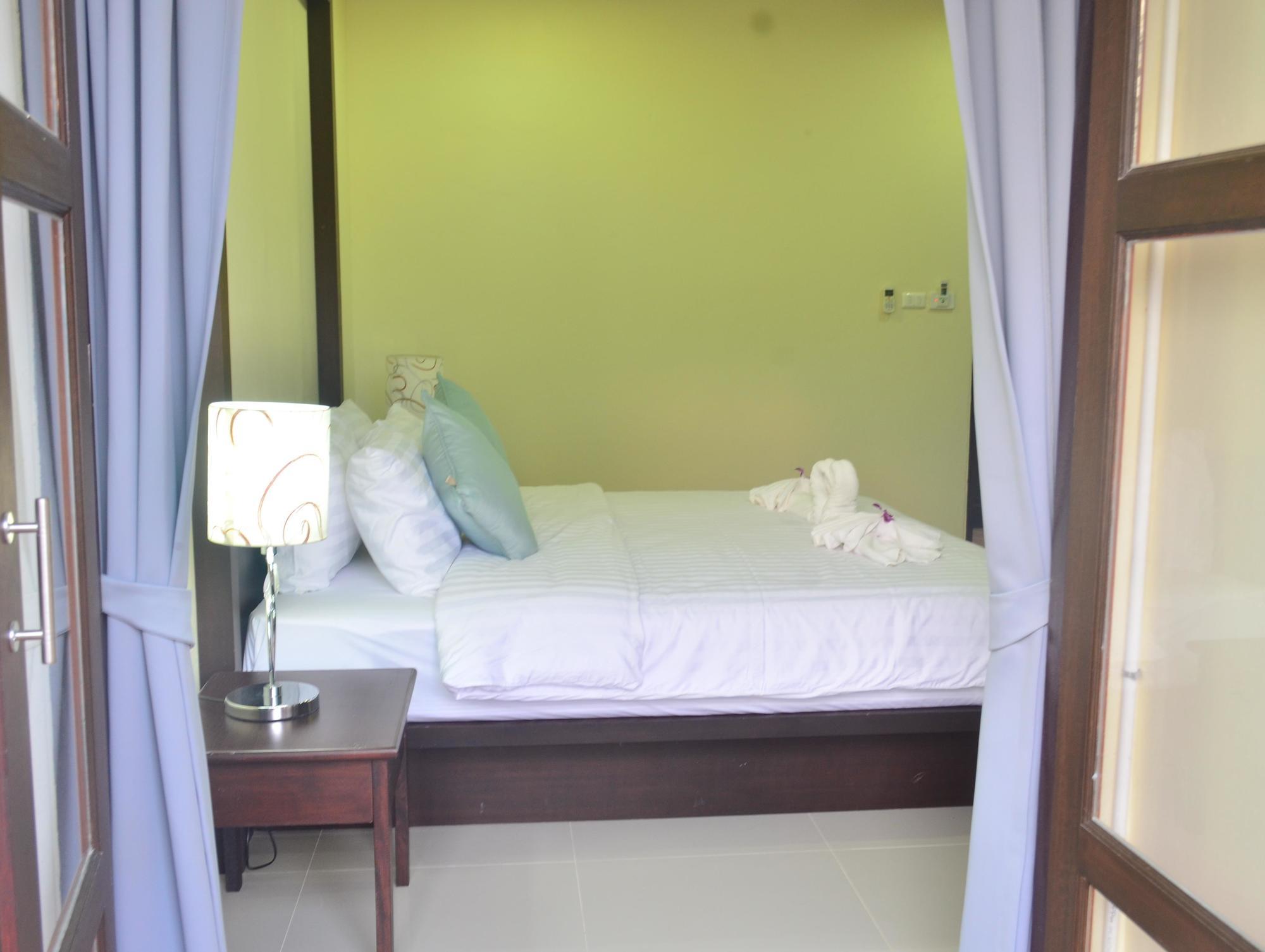 Morakot Lanta Resort Ko Lanta Exterior foto